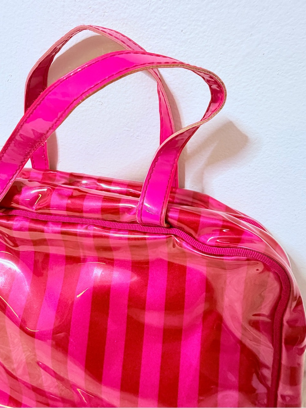 Vintage Y2K Victoria’s Secret Pink Stripe Travel Cosmetics Bag With Hanger - Picture 3 of 12